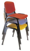 227-chaises-empilables-collectivites